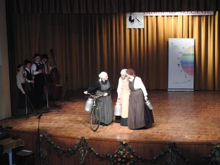 Prlekija pleše in poje, območno srečanje odraslih folklornih skupin 60